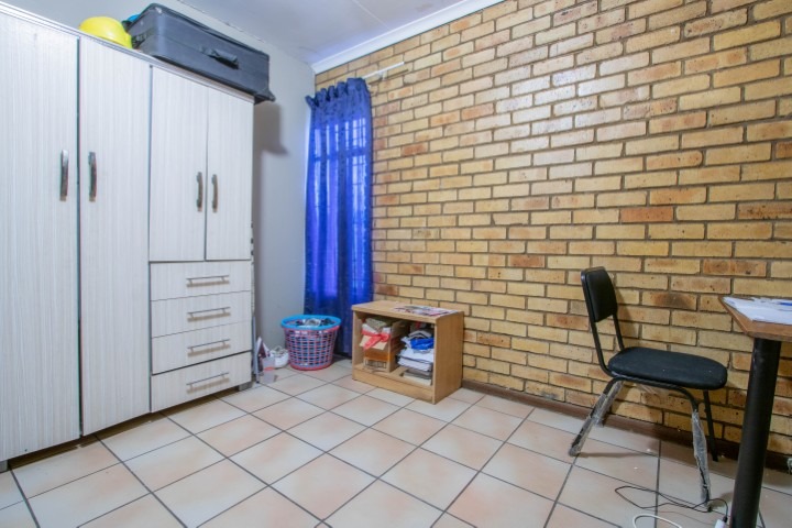 To Let 11 Bedroom Property for Rent in Die Bult North West
